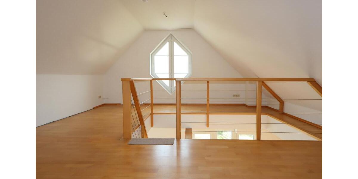 Maisonettenwohnung Büren - 4 Zimmer, 180 m&sup2;, 990&euro; | Angebot:25900426