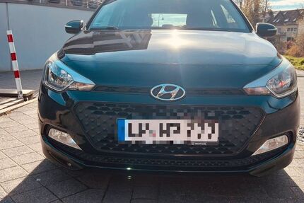 Hyundai i20 86.160 km 7.900 &euro; Lippstadt 59555