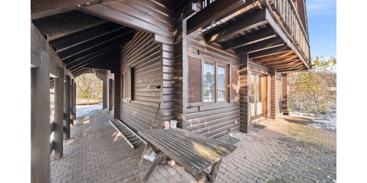 ? Charmantes Blockbohlenhaus in traumhafter Höhenlage von Warstein-Hirschberg - Einfamilienhaus Warstein | Angebot:25232863