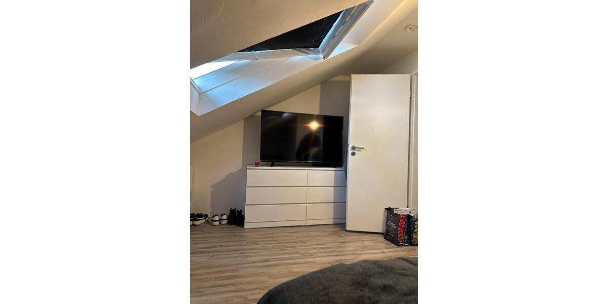 Dachgeschoßwohnung Lippstadt - 2 Zimmer, 50 m&sup2;, 620&euro; | Angebot:26566422