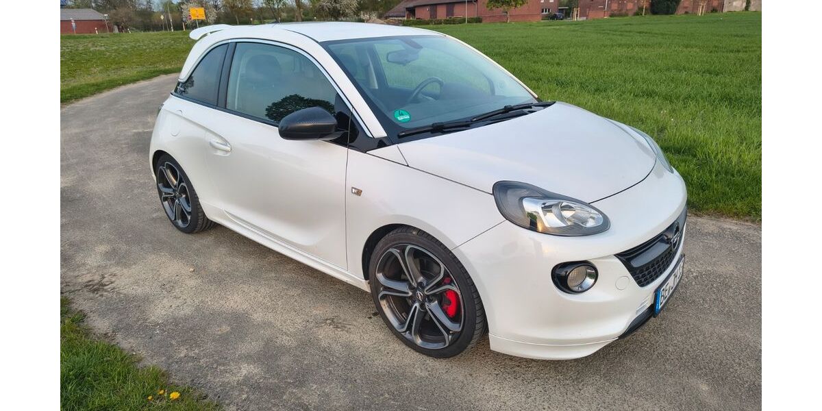 Opel Adam 125.000 km 9.149 &euro; Beckum 59269