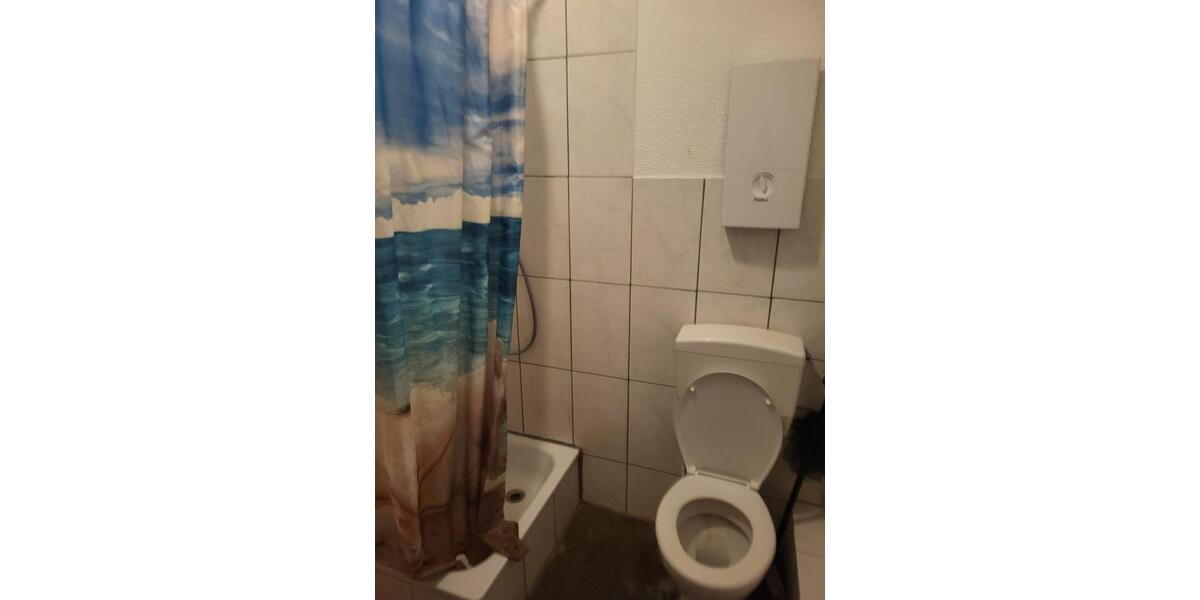 Dachgeschoßwohnung Lippstadt Overhagen - 1 Zimmer, 13 m&sup2;, 250&euro; | Angebot:26087010