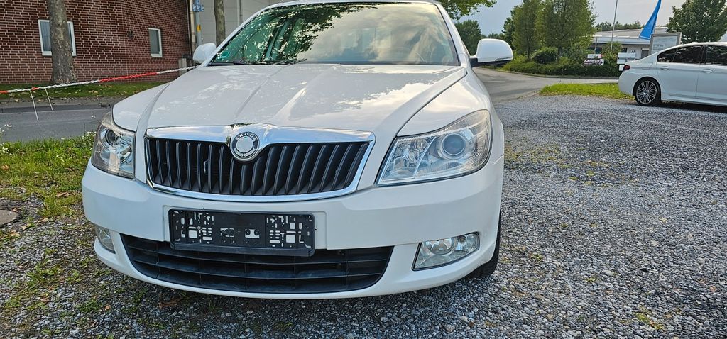 Skoda Octavia 252.000 km 3.500 &euro; Rietberg 33397