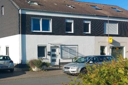Haus Lippstadt - 9 Zimmer, 225 m&sup2;, 369.000&euro; | Angebot:25558954