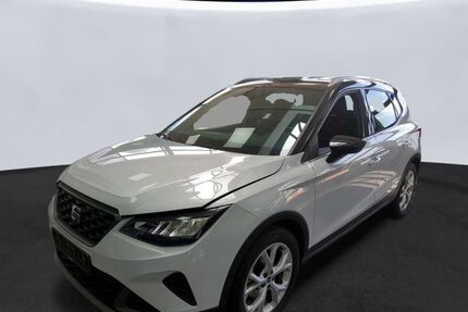 Seat Arona 28.562 km 19.489 &euro; Gütersloh 33330