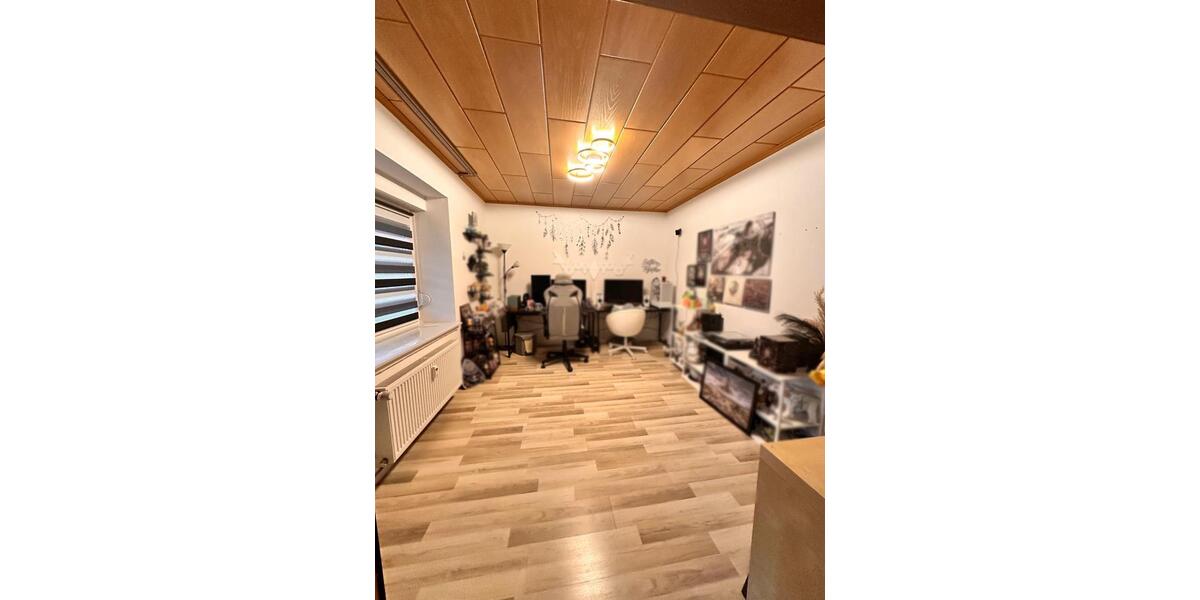 Erdgeschoßwohnung Paderborn - 3 Zimmer, 92 m&sup2;, 1.100&euro; | Angebot:24755845