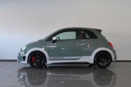 Abarth 695 42.649 km 23.950 &euro; Paderborn 33100