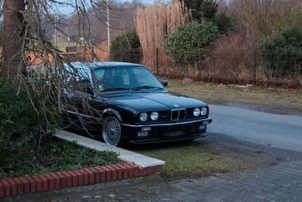 BMW 325 300.000 km 13.500 &euro; Verl 33415