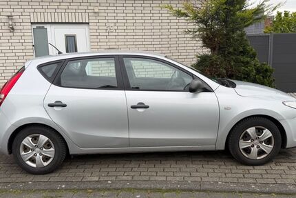 Hyundai i30 269.584 km 2.500 &euro; Verl 33415