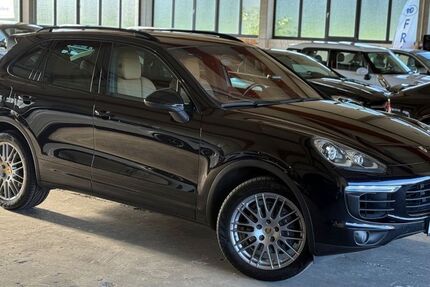 Porsche Cayenne 150.000 km 31.499 &euro; Oelde 59302