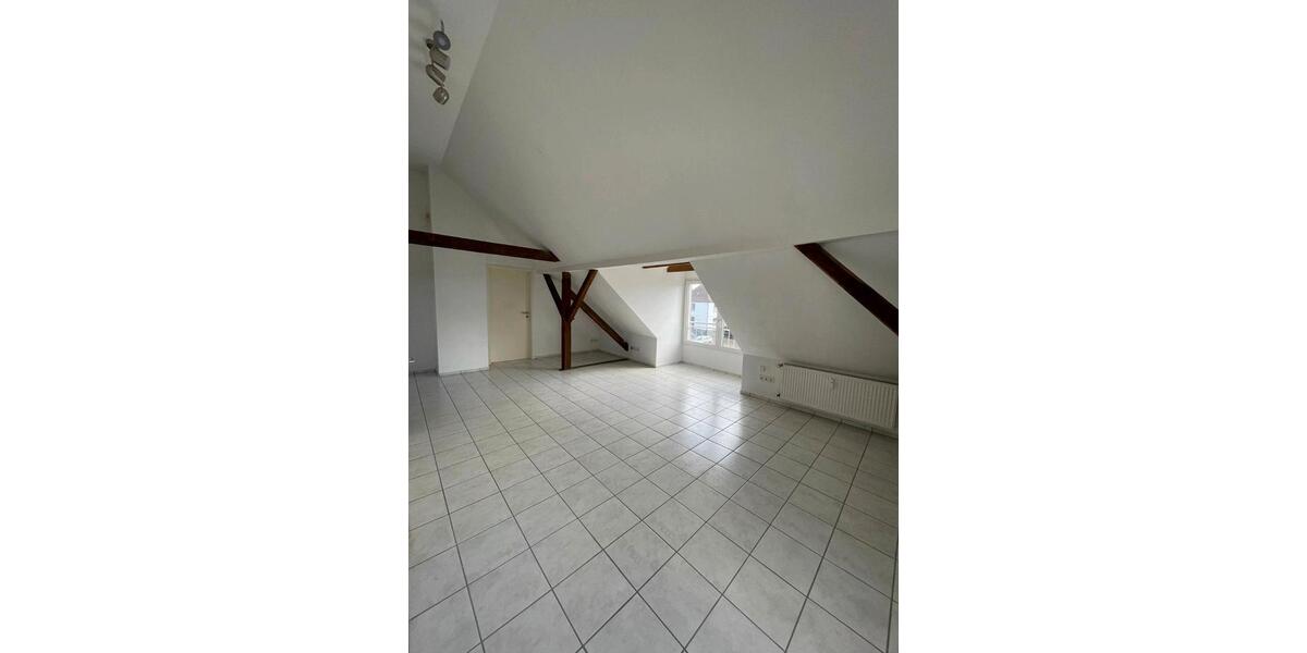 Dachgeschoßwohnung Beckum - 3 Zimmer, 54 m&sup2;, 475&euro; | Angebot:25900228