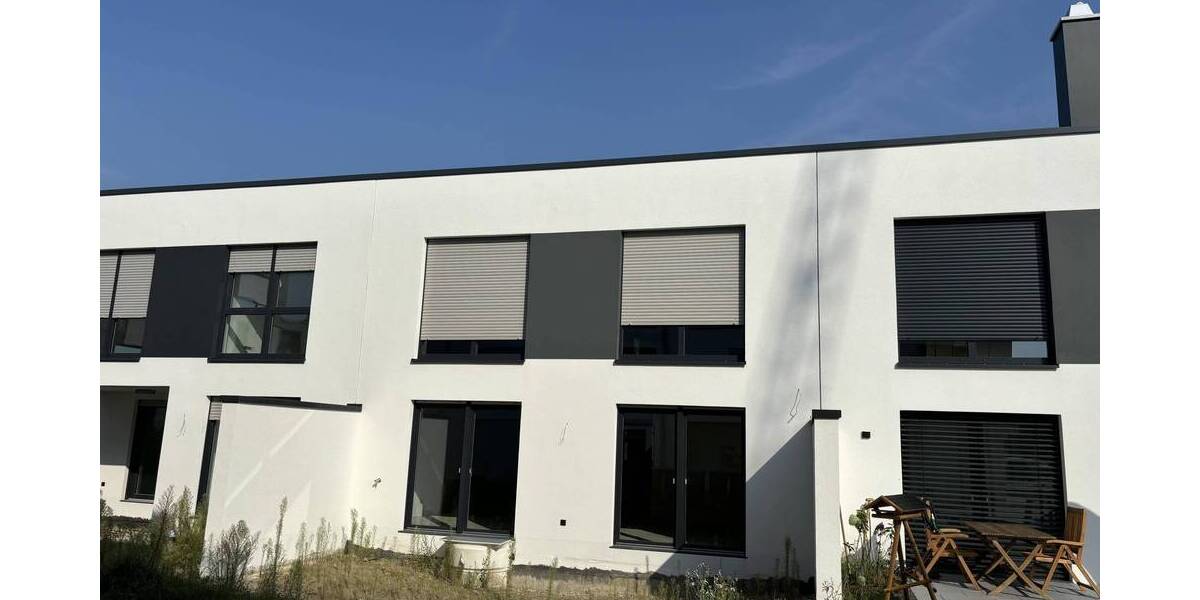 Reihenmittelhaus Gütersloh Innenstadt - 4 Zimmer, 133 m&sup2;, 483.950&euro; | Angebot:25708837