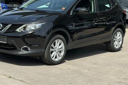 Nissan Qashqai 152.000 km 9.999 &euro; Paderborn 33100
