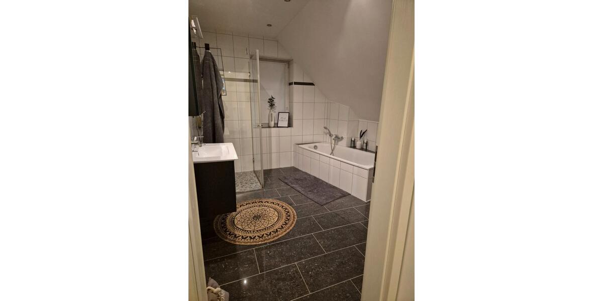Maisonettenwohnung Ennigerloh - 3 Zimmer, 90 m&sup2;, 850&euro; | Angebot:26579810