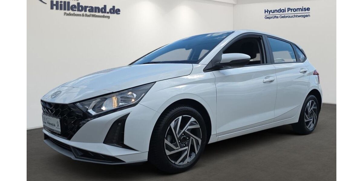 Hyundai i20 15.000 km 18.990 &euro; Paderborn 33106