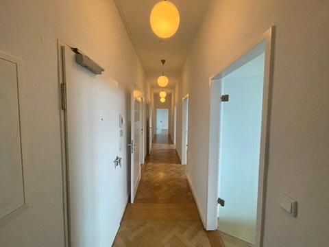 Etagenwohnung Lippstadt - 5 Zimmer, 100 m&sup2;, 1.150&euro; | Angebot:26577503