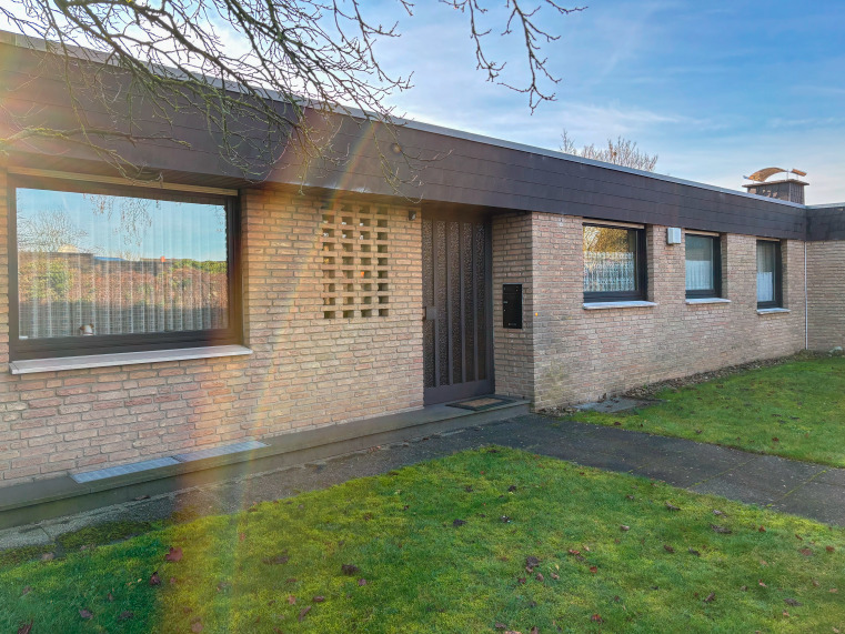 Bungalow Gütersloh Innenstadt - 5 Zimmer, 120 m&sup2;, 275.000&euro; | Angebot:25899839