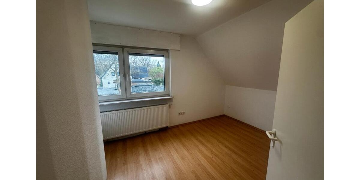 Etagenwohnung Gütersloh Kattenstroth - 3 Zimmer, 85 m&sup2;, 800&euro; | Angebot:26223538