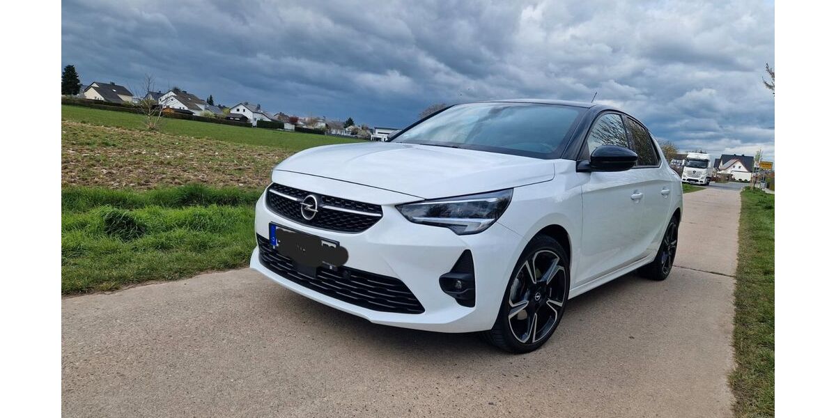 Opel Corsa 33.335 km 14.800 &euro; Geseke 59590