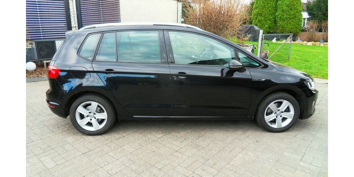 VW Golf 74.100 km 13.480 &euro; Erwitte 59597