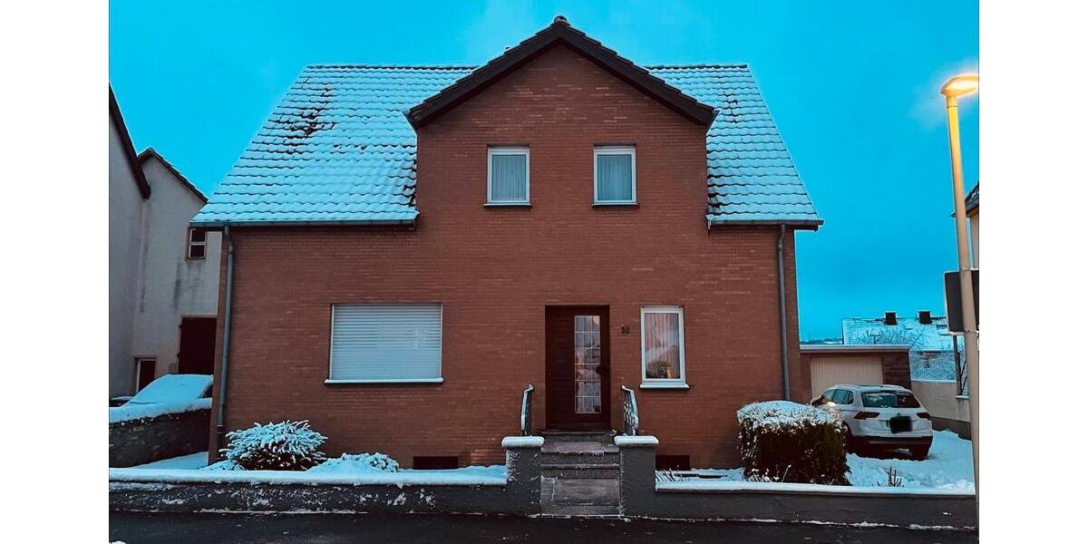 Einfamilienhaus Büren - 7 Zimmer, 160 m&sup2;, 335.000&euro; | Angebot:25861538