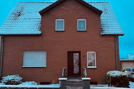 Haus Büren - 7 Zimmer, 160 m&sup2;, 335.000&euro; | Angebot:25861538