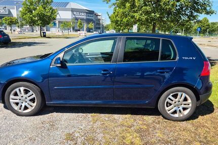 VW Golf 125.000 km 4.299 &euro; Paderborn 33102