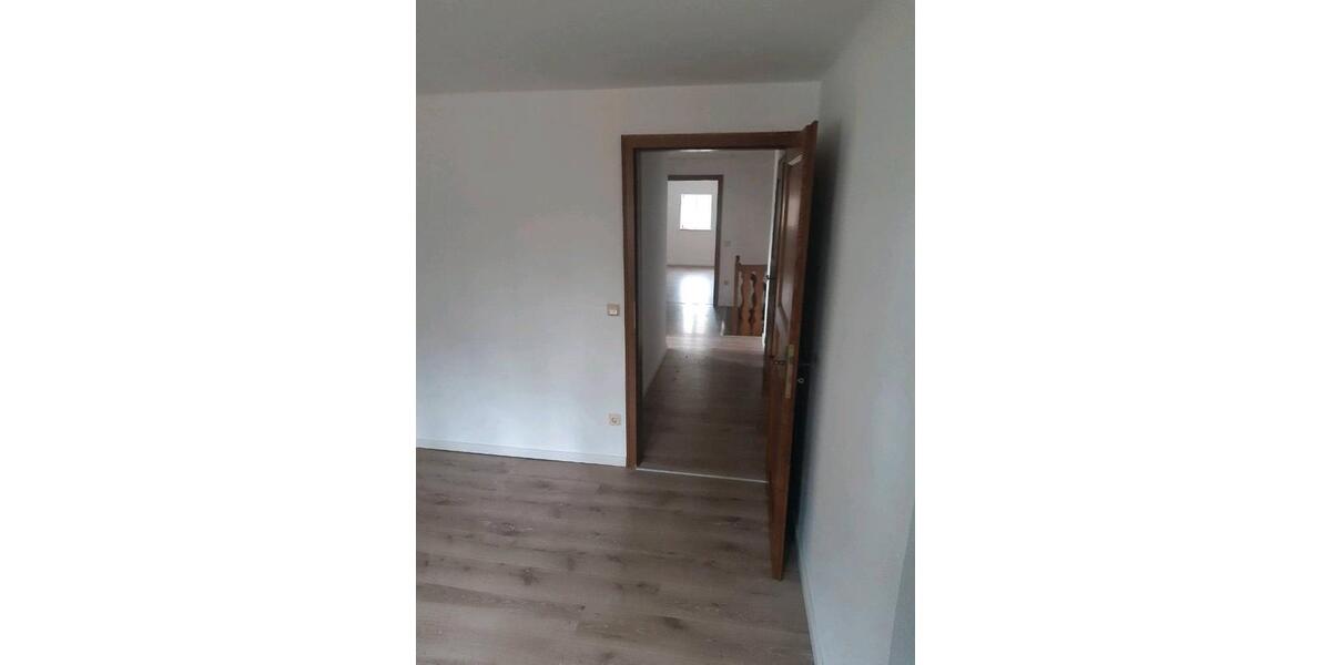 Einfamilienhaus Delbrück - 5 Zimmer, 138 m&sup2;, 1.280&euro; | Angebot:26413988
