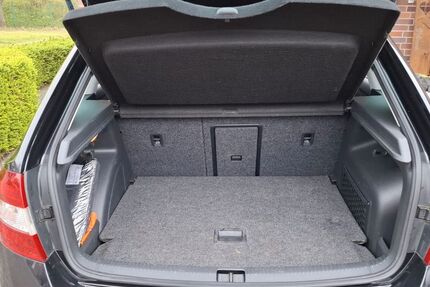 Skoda Rapid 125.218 km 6.200 &euro; Oelde 59302