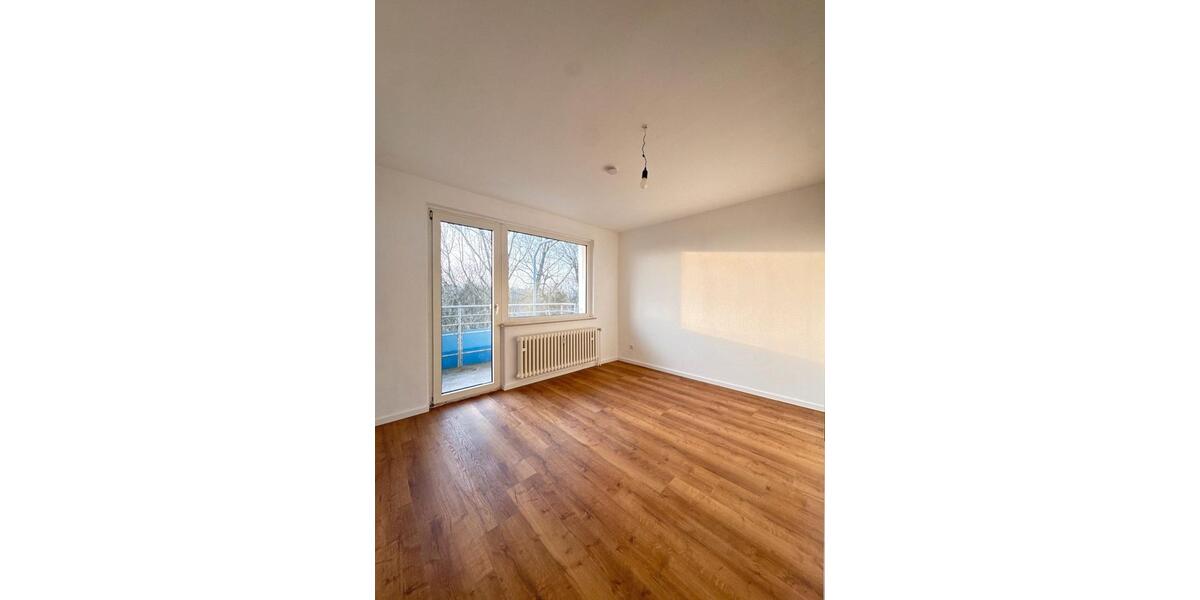 Dachgeschoßwohnung Gütersloh - 3 Zimmer, 77 m&sup2;, 660&euro; | Angebot:25882840
