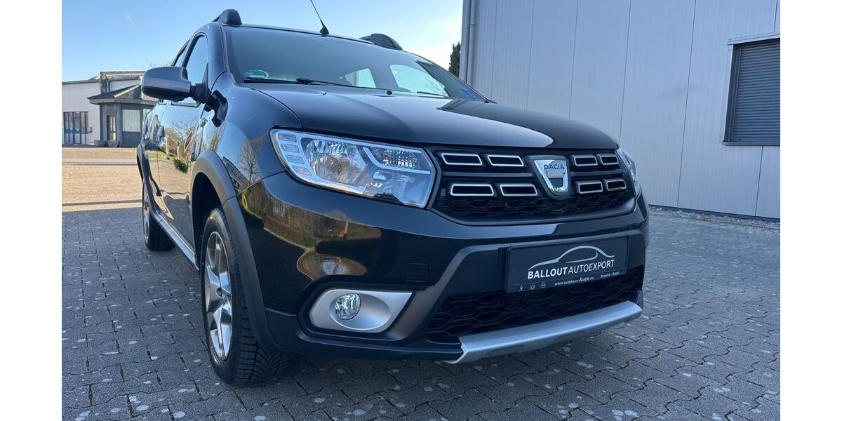 Dacia Sandero 115.000 km 5.950 &euro; Lippstadt 59557