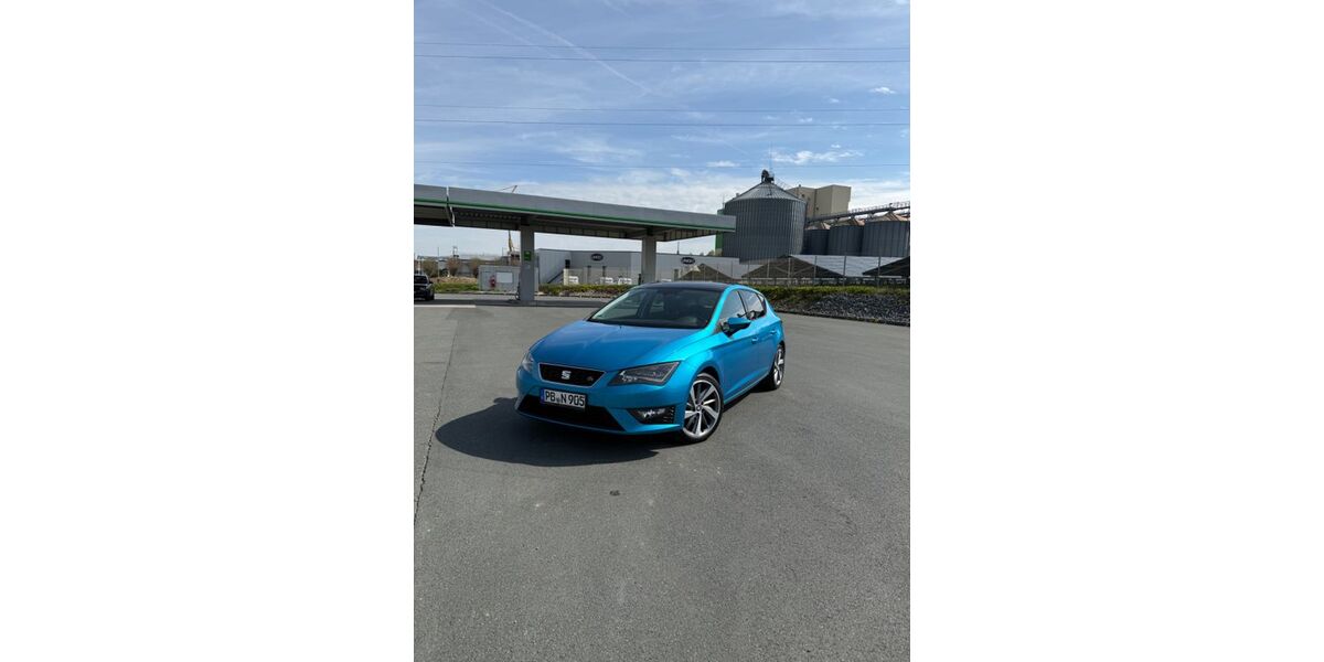 Seat Leon 176.000 km 9.500 &euro; Büren 33142