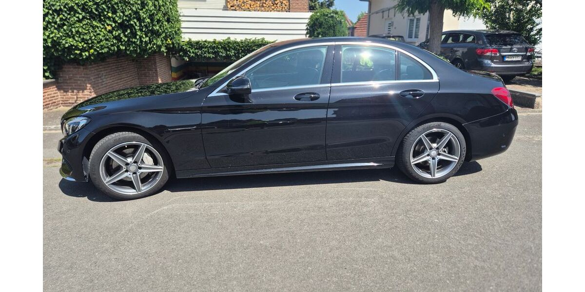 Mercedes-Benz C 200 88.000 km 22.900 &euro; Paderborn 33106