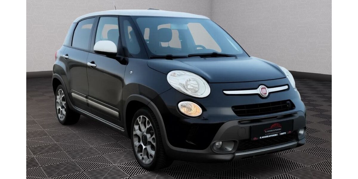 Fiat 500L 135.000 km 5.999 &euro; Erwitte 59597