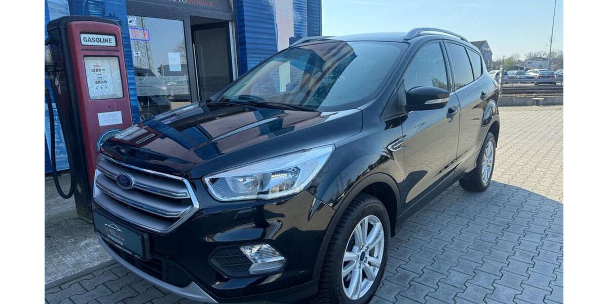 Ford Kuga 90.346 km 12.799 &euro; Paderborn 33104
