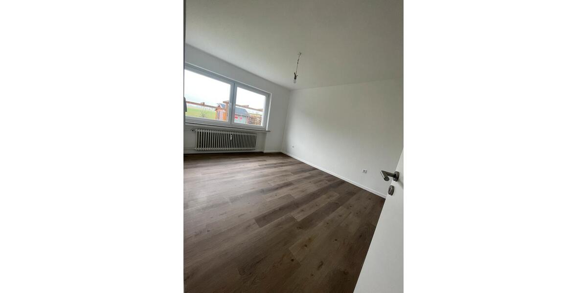 Erdgeschoßwohnung Lippstadt Garfeln - 3 Zimmer, 75 m&sup2;, 750&euro; | Angebot:25580250