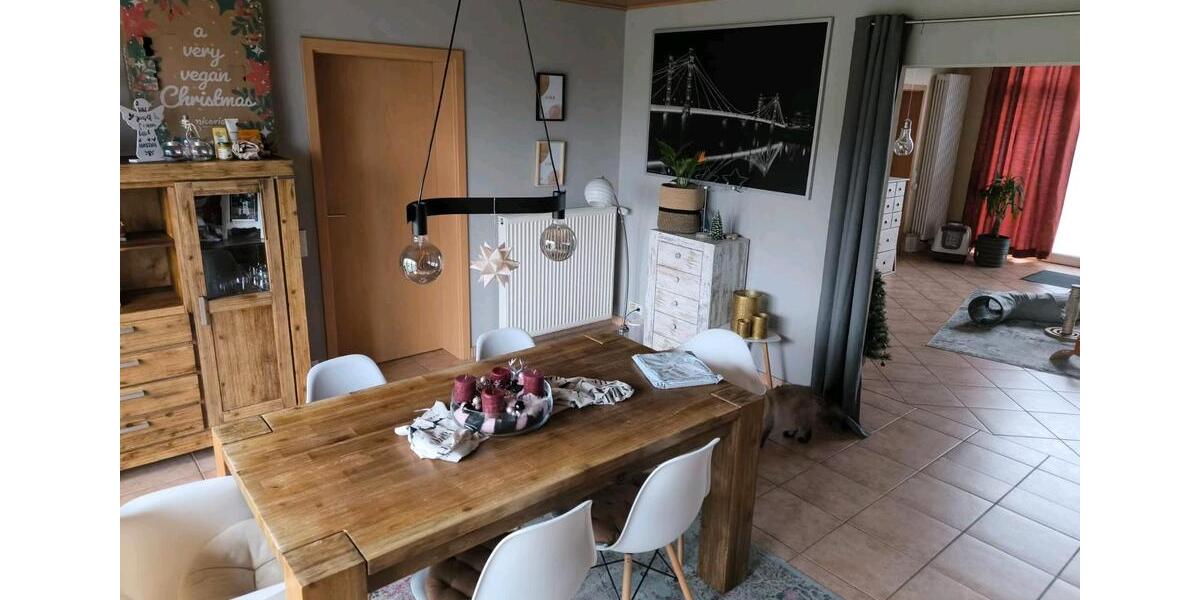 Einfamilienhaus Wadersloh - 7 Zimmer, 250 m&sup2;, 1.350&euro; | Angebot:25571291