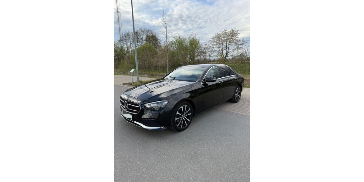Mercedes-Benz E 220 128.000 km 37.500 &euro; Verl 33415