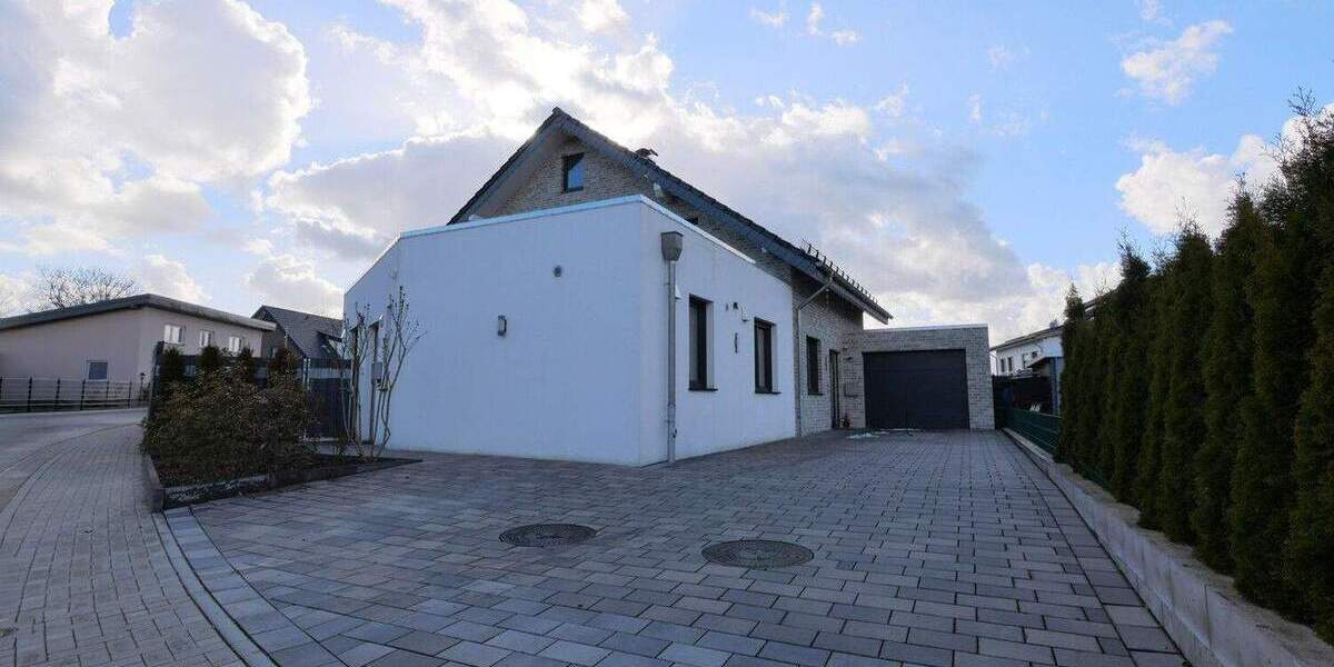 Einfamilienhaus Bad Wünnenberg Haaren - 8 Zimmer, 214 m&sup2;, 499.000&euro; | Angebot:25776601