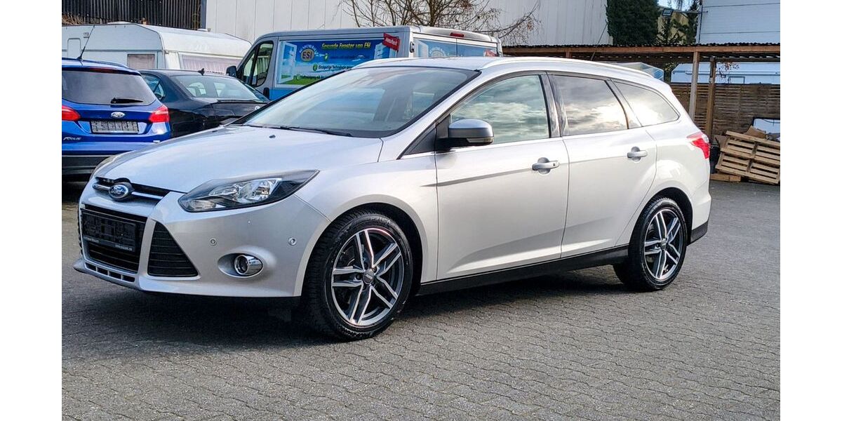 Ford Focus 157.000 km 5.200 &euro; Gütersloh 33334