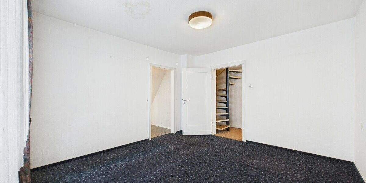 Einfamilienhaus Warstein - 8 Zimmer, 137 m&sup2;, 169.710&euro; | Angebot:25684273