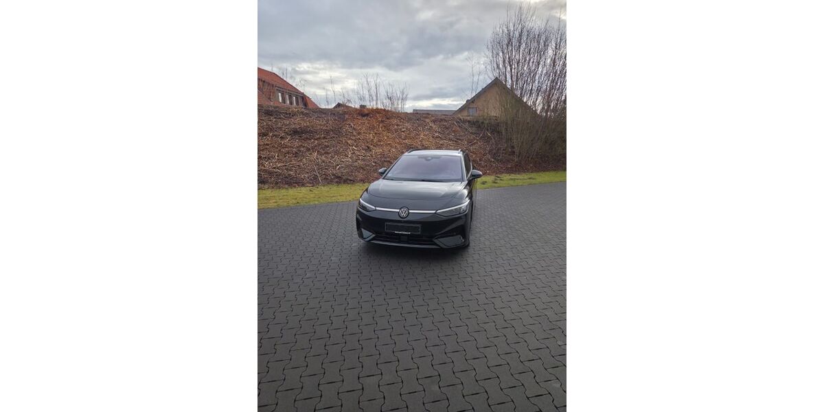 VW ID.7 26.128 km 46.800 &euro; Salzkotten 33154