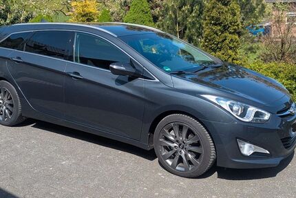 Hyundai i40 167.530 km 6.000 &euro; Borchen 33178