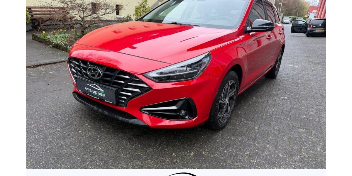 Hyundai i30 216.000 km 9.599 &euro; Paderborn 33100