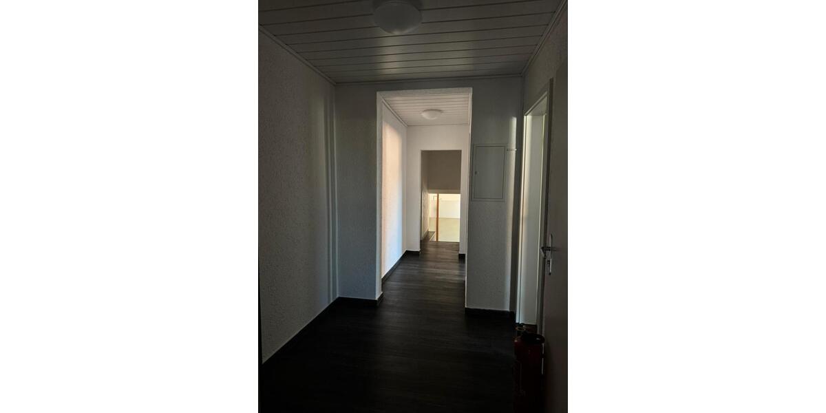 Etagenwohnung Lippstadt Overhagen - 1 Zimmer, 28 m&sup2;, 300&euro; | Angebot:25920019