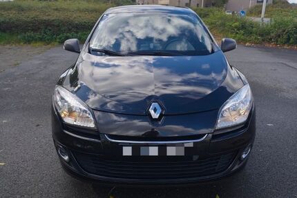 Renault Megane 140.500 km 3.500 &euro; Salzkotten 33154