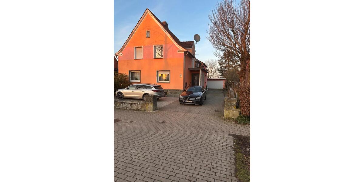 Mehrfamilienhaus, Wohnhaus Rheda-Wiedenbrück Wiedenbrück - 7 Zimmer, 130 m&sup2;, 310.000&euro; | Angebot:26061065