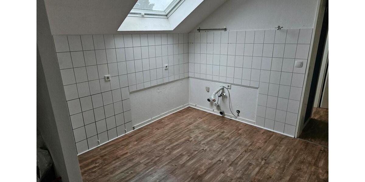 Dachgeschoßwohnung Lippstadt Overhagen - 2 Zimmer, 58 m&sup2;, 139.000&euro; | Angebot:24711514