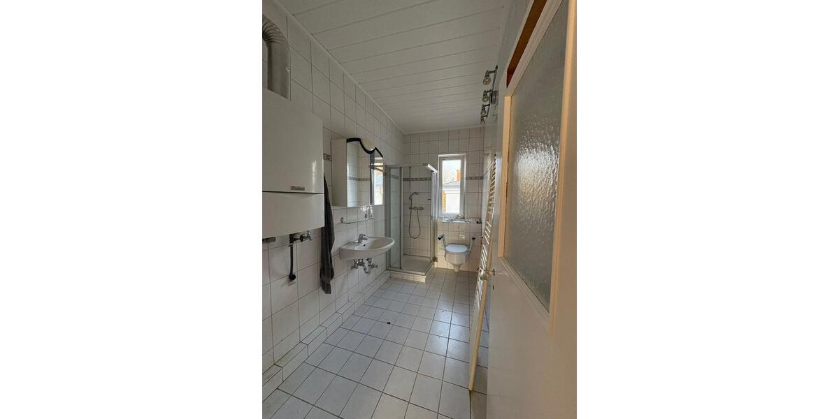 Etagenwohnung Lippstadt Overhagen - 3 Zimmer, 102 m&sup2;, 900&euro; | Angebot:25353887