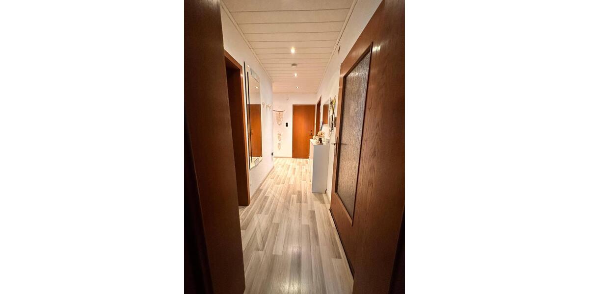 Erdgeschoßwohnung Paderborn - 3 Zimmer, 92 m&sup2;, 1.100&euro; | Angebot:24755845